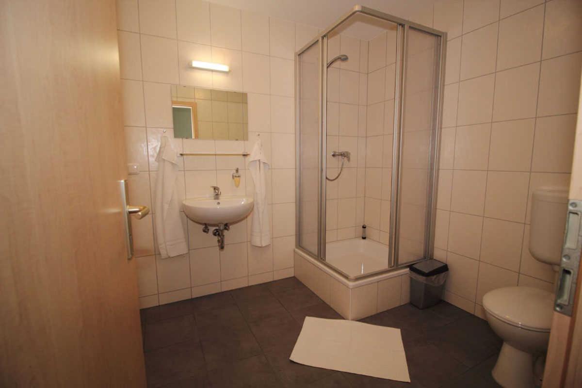 شقة Kutterfisch Kajueten Direkt Im Stadthafen ساسنيتز المظهر الخارجي الصورة