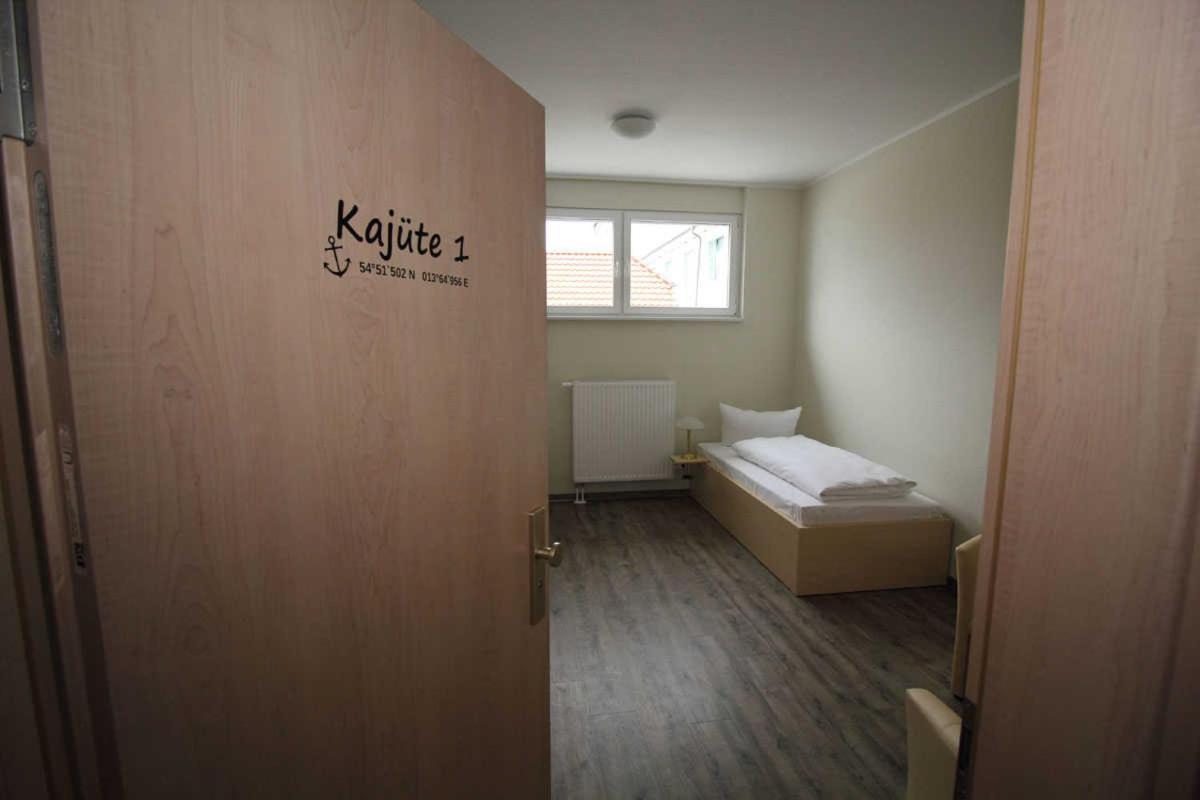 شقة Kutterfisch Kajueten Direkt Im Stadthafen ساسنيتز المظهر الخارجي الصورة